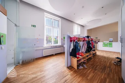 5-Zimmer-Gewerbeimmobilie mieten in Wien – 246 m², € 5.528 – Bild 10 von 29