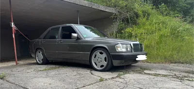 Mercedes-Benz 190