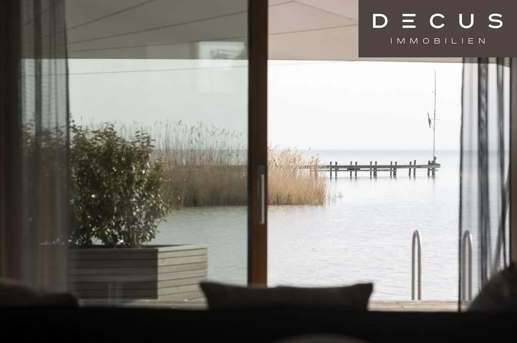 EINMALIGES ARCHITEKTEN-SEEHAUS IN PRIVATER LAGE MIT UNVERBAUBAREM SEEWEITBLICK – pohled 3