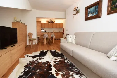2-Zimmer-Wohnung mieten in Lienz – 74 m², € 1.000 – Bild 1 von 20