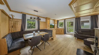 4-Zimmer-Haus kaufen in Kitzbühel – 102,28 m², € 990.000 – Bild 2 von 20