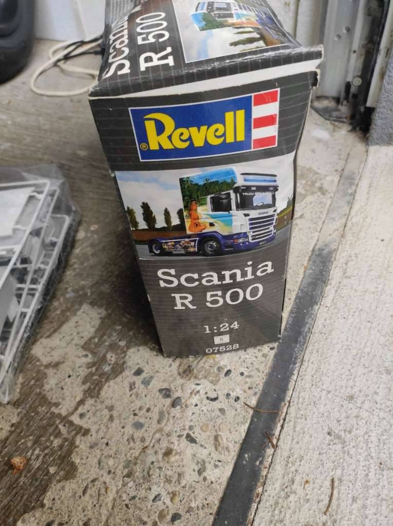 Revell 07528 Scania R 500 Modellbausatz, € 62,- (9560 Feldkirchen