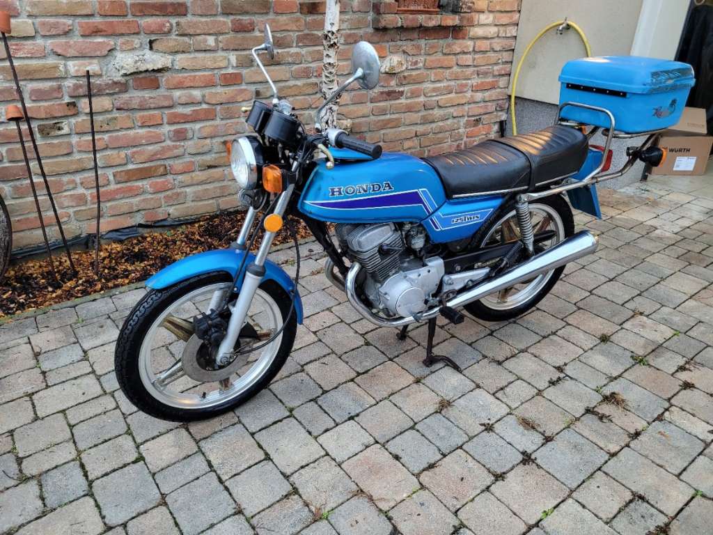 Honda CB 125 Twin Tourer