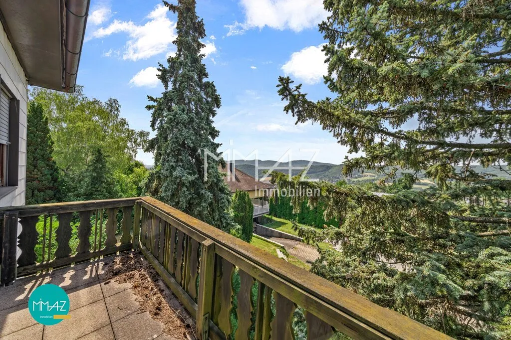 EXKLUSIVE LAGE. EINMALIGE CHANCE. Rund 902 m² Baugrundstück mit Altbestand und beeindruckendem Fernblick am Ölberg.