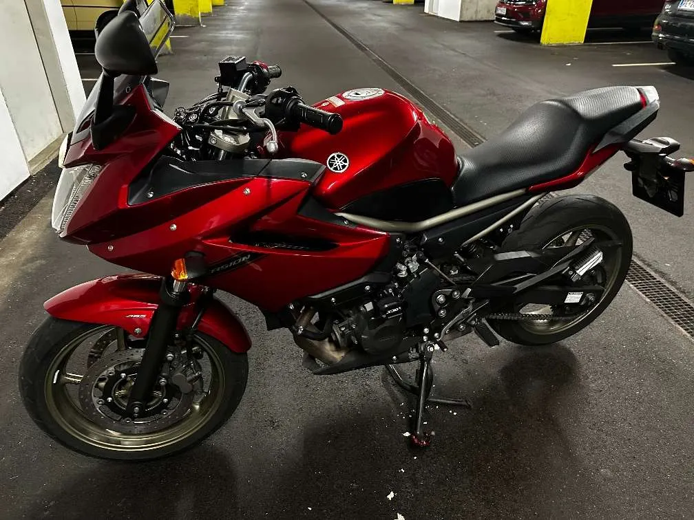 Yamaha XJ