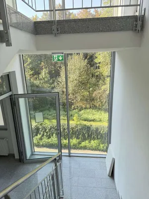 1-Zimmer-Gewerbeimmobilie mieten in Weiz – 21 m², € 332 – Bild 9 von 12