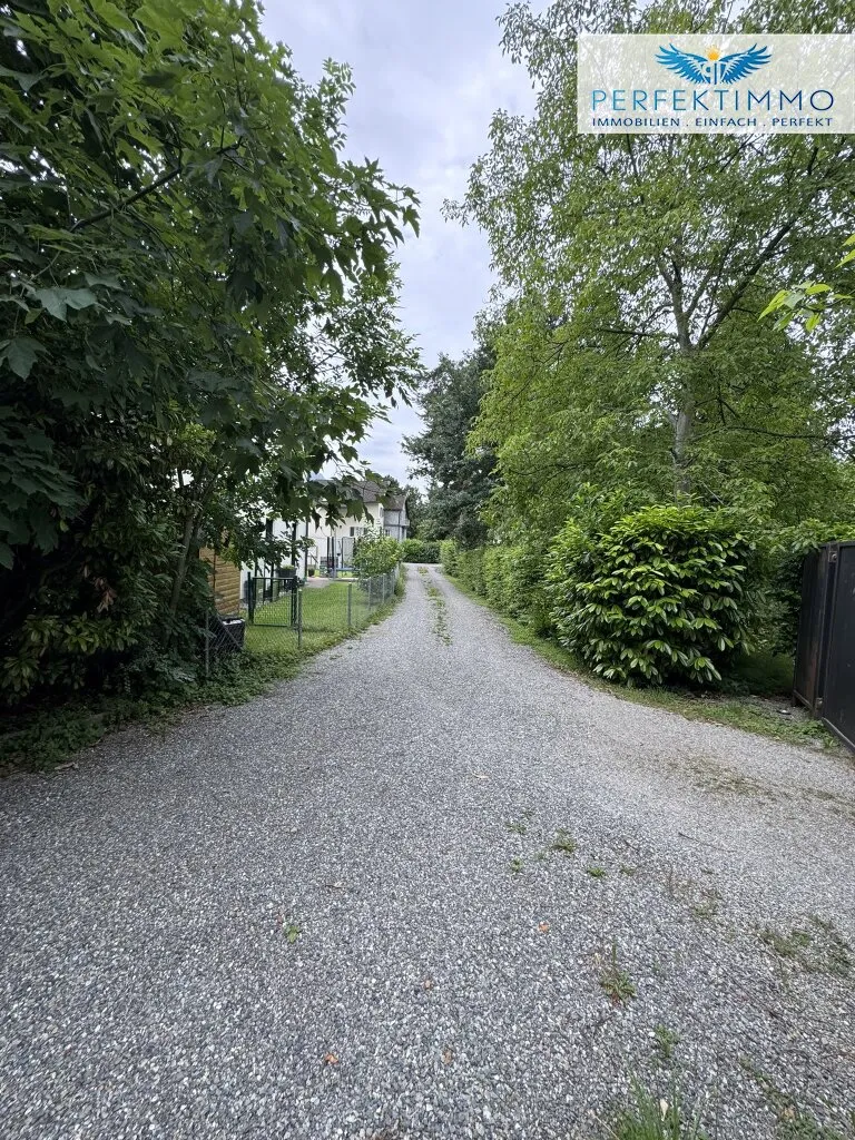 Großzügiges Miethaus mit Garten und Balkon - Ansicht 2