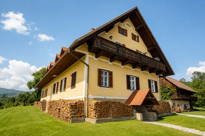 7-Zimmer-Gewerbeimmobilie kaufen in Deutschlandsberg – 400 m², € 1.450.000 – Bild 2 von 8