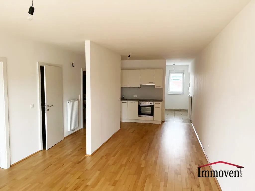 Helle 3-Zimmerwohnung mit Balkon - Widok 2