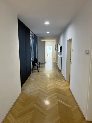 Gewerbeimmobilie mieten in Wien – 290 m², € 25 – Bild 11 von 13