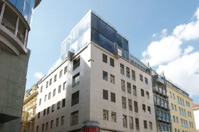 Gewerbeimmobilie mieten in Wien – 290 m², € 25