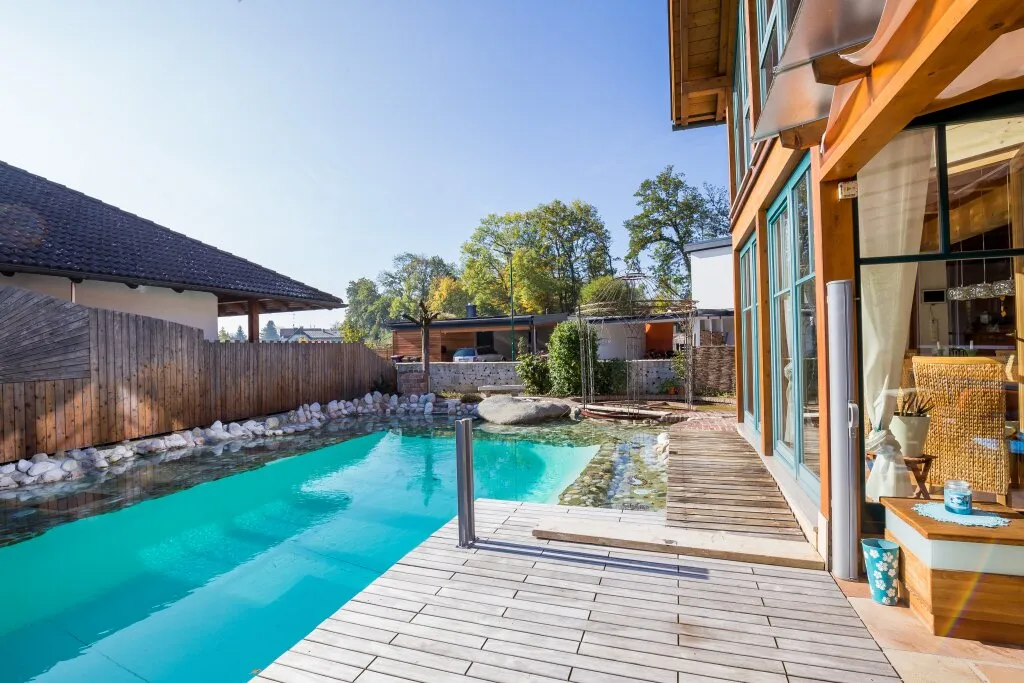 Einfamilienhaus mit Pool in ruhiger Lage - Widok 2