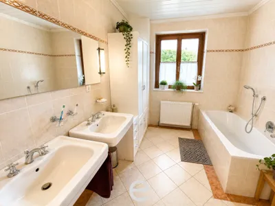 12-Zimmer-Immobilie kaufen in Linz Land – 633 m², € 1.495.000 – Bild 19 von 46