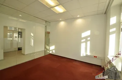 7-Zimmer-Gewerbeimmobilie mieten in Sankt Pölten – 240 m², € 2.000 – Bild 1 von 11