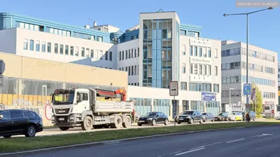 9-Zimmer-Gewerbeimmobilie mieten in Wien – 607 m², € 8.741 – Bild 25 von 29