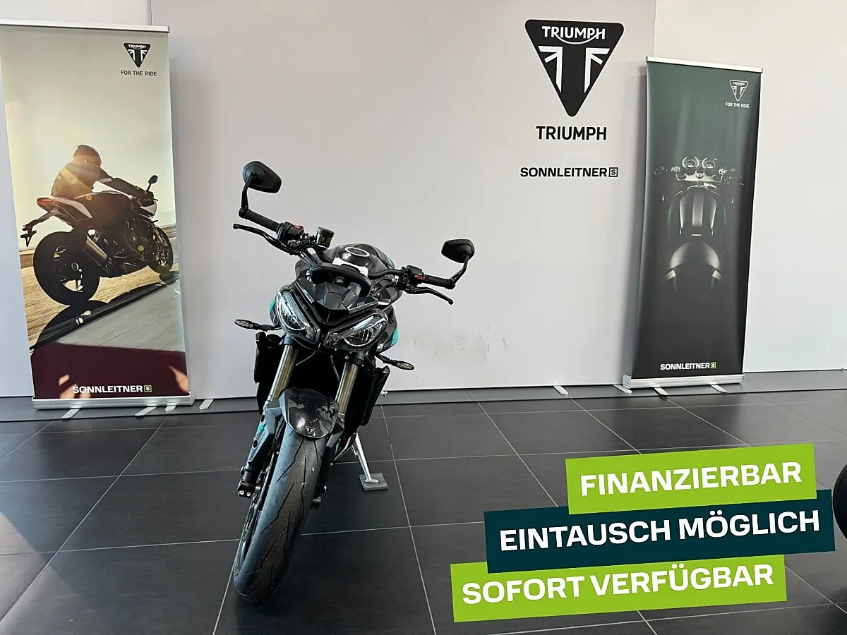 Triumph Street Triple