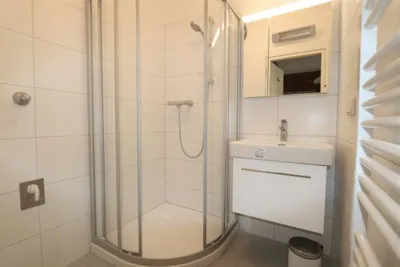 3-Zimmer-Wohnung mieten in Baden – 75 m², € 990 – Bild 9 von 11