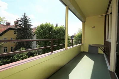 3-Zimmer-Wohnung mieten in Baden – 75 m², € 990 – Bild 1 von 11
