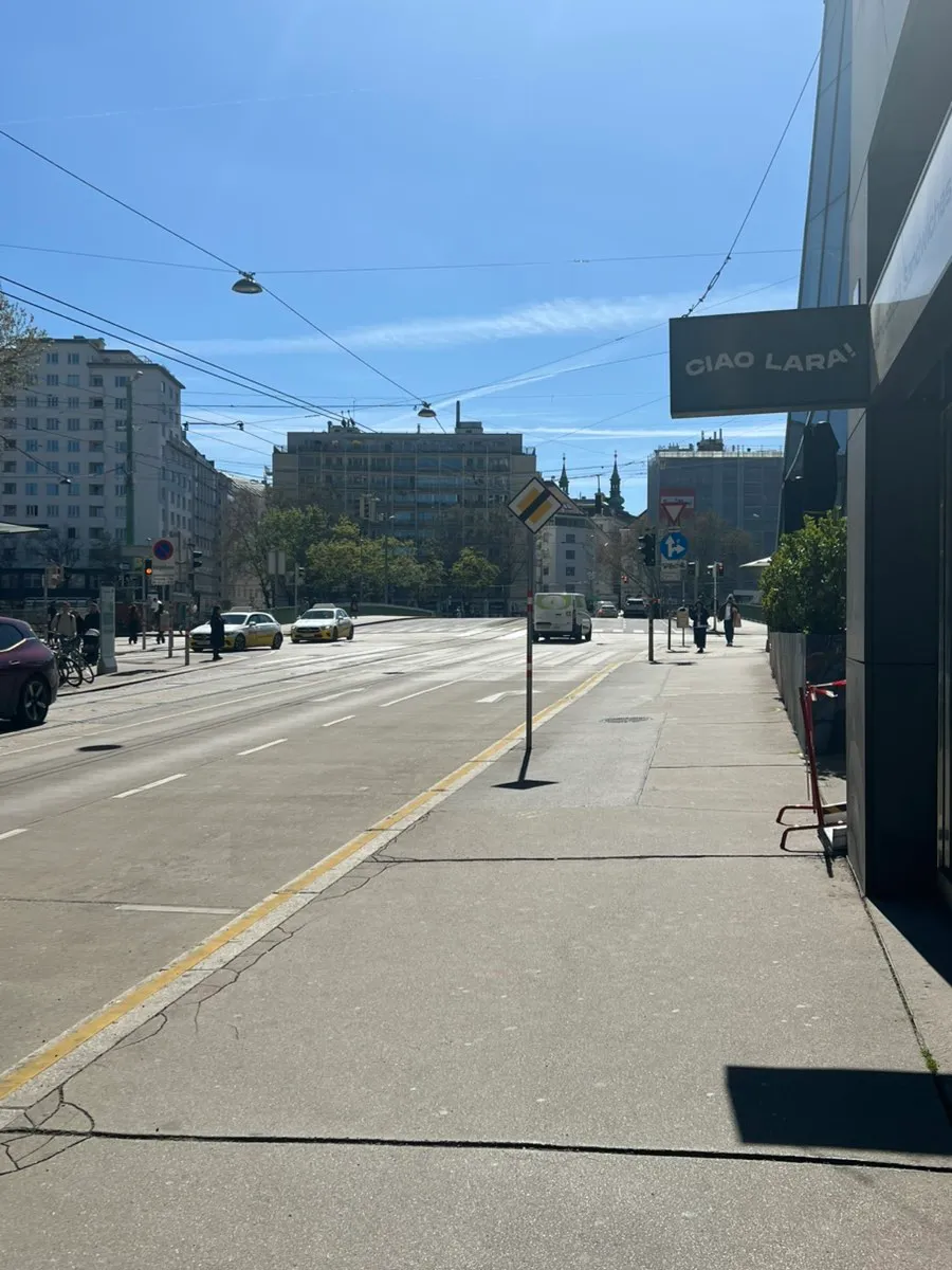 Top Lage!!! Direkt beim Schwedenplatz, am Anfang der Taborstraße: Coffee- & Sandwich-Shop - Nachmieter gesucht. - Ansicht 3