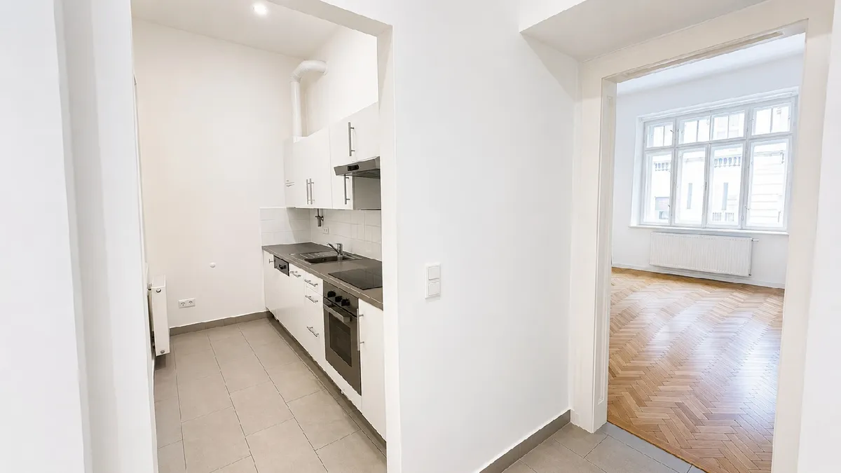 Gepflegte 1-Zimmer-Altbauwohnung mit ca. 3,40 m Raumhöhe und klassischem Wiener Charme – pohled 2