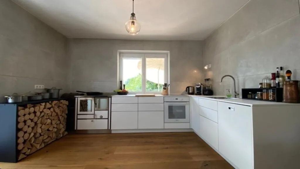 Haus in sonniger Lage mit 2 eigenständigen Wohnungen in St. Veit im Pongau! - Ansicht 2