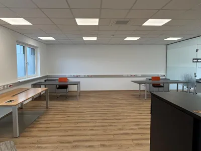 2-Zimmer-Gewerbeimmobilie mieten in Baden – 109 m², € 1.733 – Bild 5 von 14