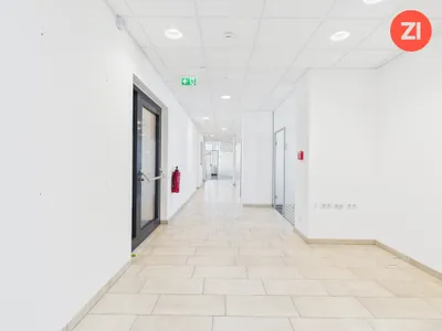 6-Zimmer-Gewerbeimmobilie mieten in Linz Land – € 4.079 – Bild 6 von 10