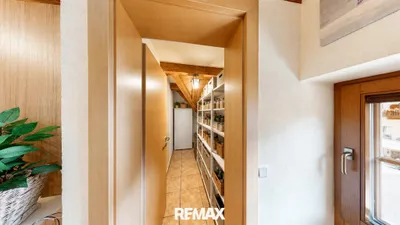 Wohnung kaufen in Landeck – 155 m², € 330.000 – Bild 3 von 18