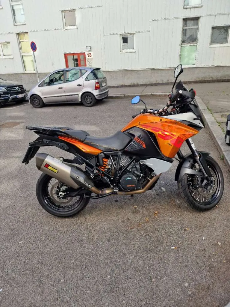 KTM 1190
