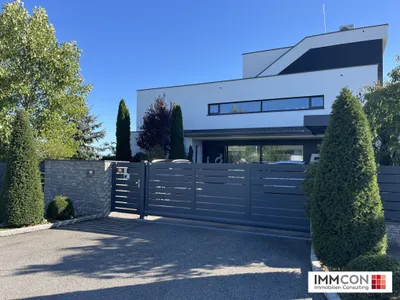 6-Zimmer-Immobilie kaufen in Linz Land – 280 m² – Bild 2 von 30