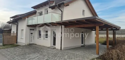5-Zimmer-Haus mieten in Wiener Neustadt Land – 125 m², € 1.620 – Bild 2 von 8