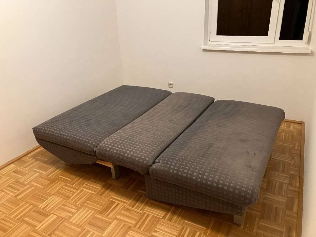 Ist noch zu haben, aber reserviert, schnell melden. Joka Couch zum Ausziehen - gut erhalten- VB