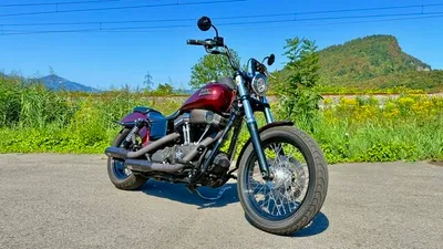Harley-Davidson Dyna Blackline