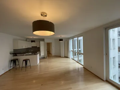 MODERNE 2-ZIMMER-WOHNUNG BEIM SCHWARZENBERGPLATZ -- ALLGEMEINE DACHTERRASSE MIT PANORAMABLICK! – Bild 2