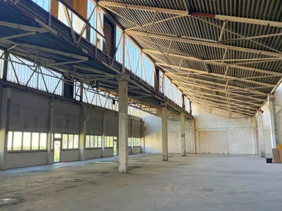Gewerbeimmobilie mieten in Wien – 1 200 m², € 5 – Bild 1 von 9