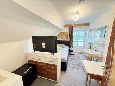 8-Zimmer-Immobilie kaufen in Villach Land – 197,73 m², € 1.250.000 – Bild 7 von 9