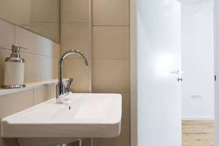 Privat, Provisionsfrei: helles, modernes Loft mit Klimaanlage und Gloriette-Blick - Widok 2