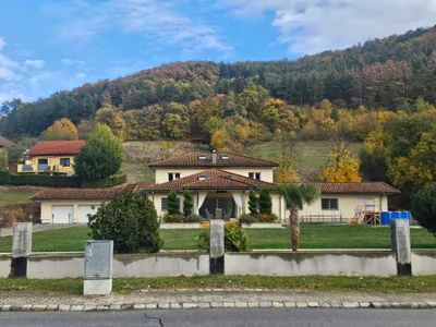 5-Zimmer-Immobilie kaufen in Wiener Neustadt Land – 400 m², € 980.000 – Bild 4 von 34
