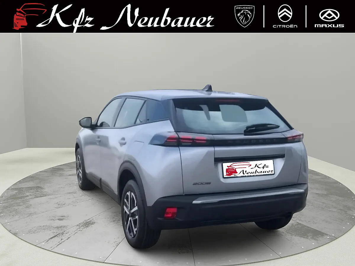 Peugeot 2008 1.2 PureTech 100 PS – Bild 4