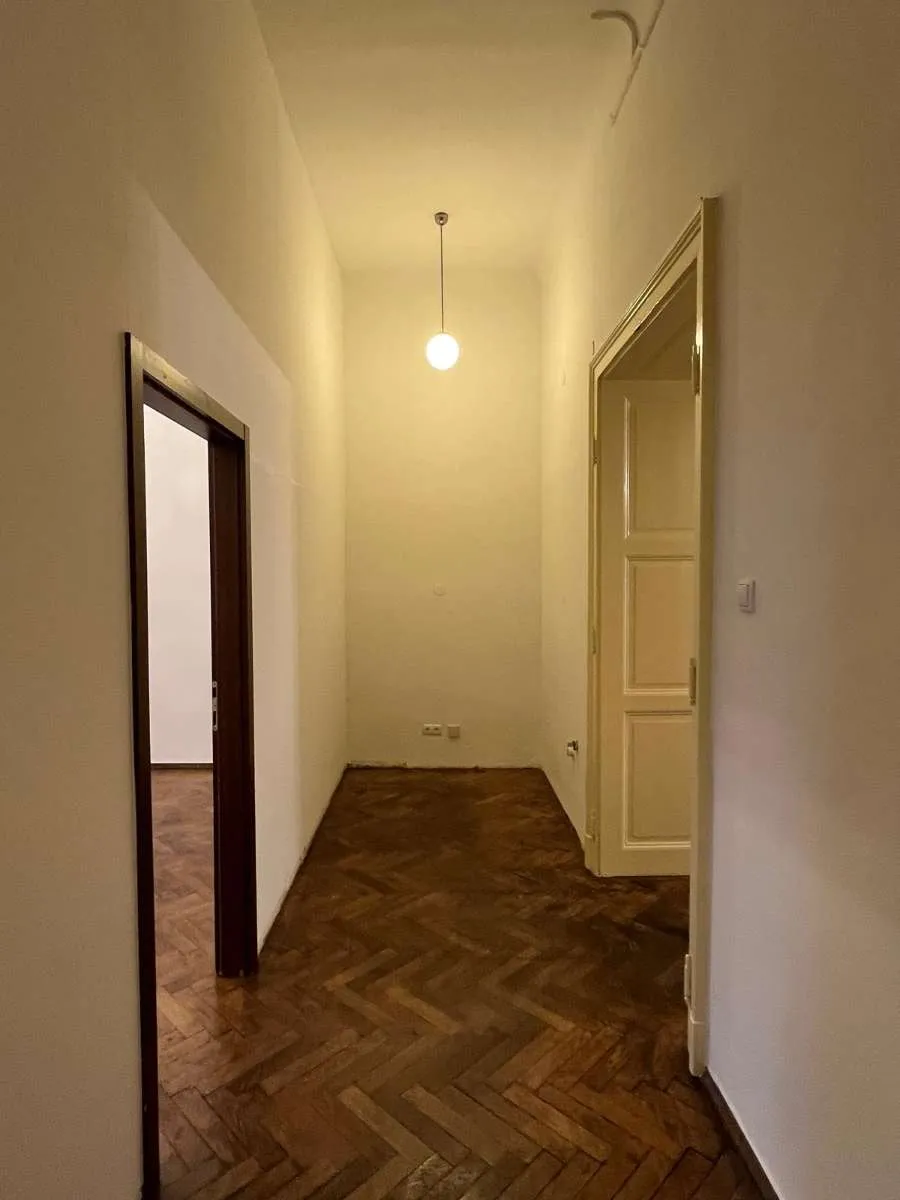Großzügige Altbauwohnung mit 142 m² in Bestlage im Grazer Univiertel - Ansicht 3