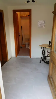 2-Zimmer-Gewerbeimmobilie mieten in Schwaz – 45 m², € 350 – Bild 2 von 5