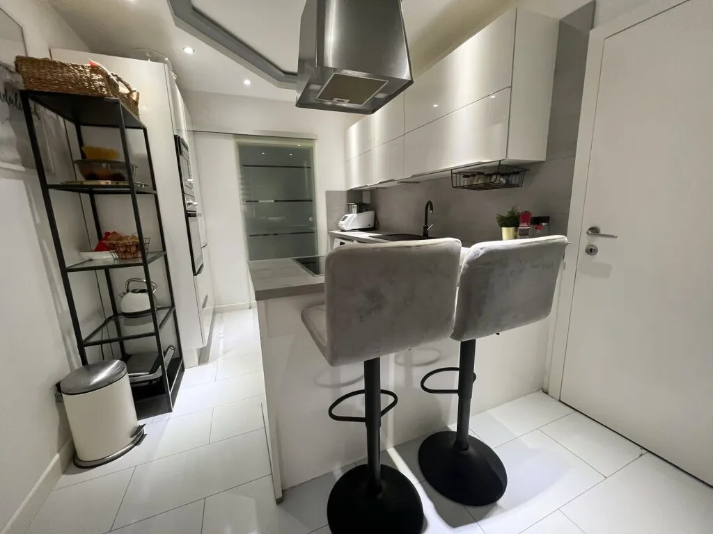 Stilvoll renovierte 3-Zimmer-Wohnung in Wels - perfekter Wohnkomfort ab sofort - Ansicht 2