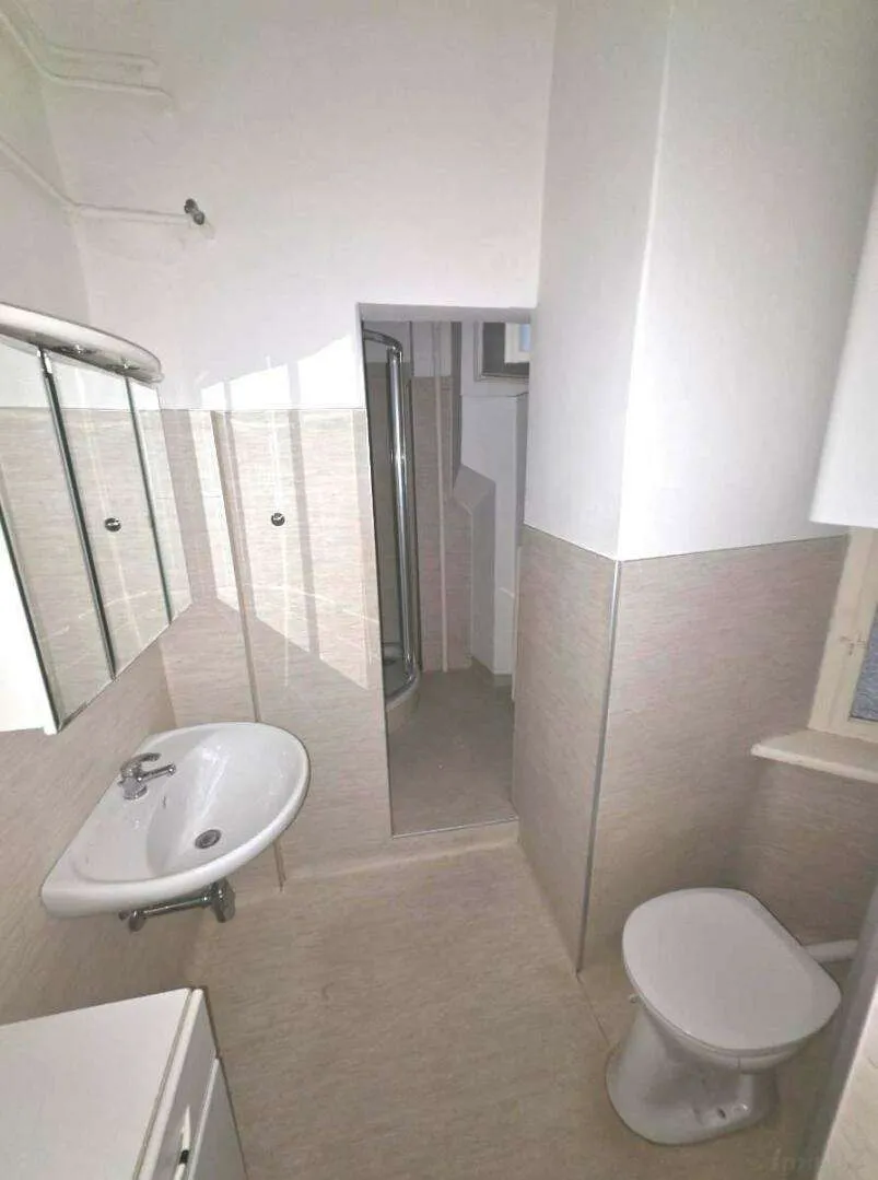 Merangasse - Nähe Kunstuni/Uni: 3-Zimmer-Küche-Altbauwohnung mit 40 m² Wohnzimmer - Ansicht 3