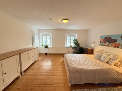 9-Zimmer-Haus mieten in Neunkirchen – 430 m², € 2.200 – Bild 10 von 39