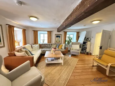 9-Zimmer-Haus mieten in Neunkirchen – 430 m², € 2.200 – Bild 3 von 39