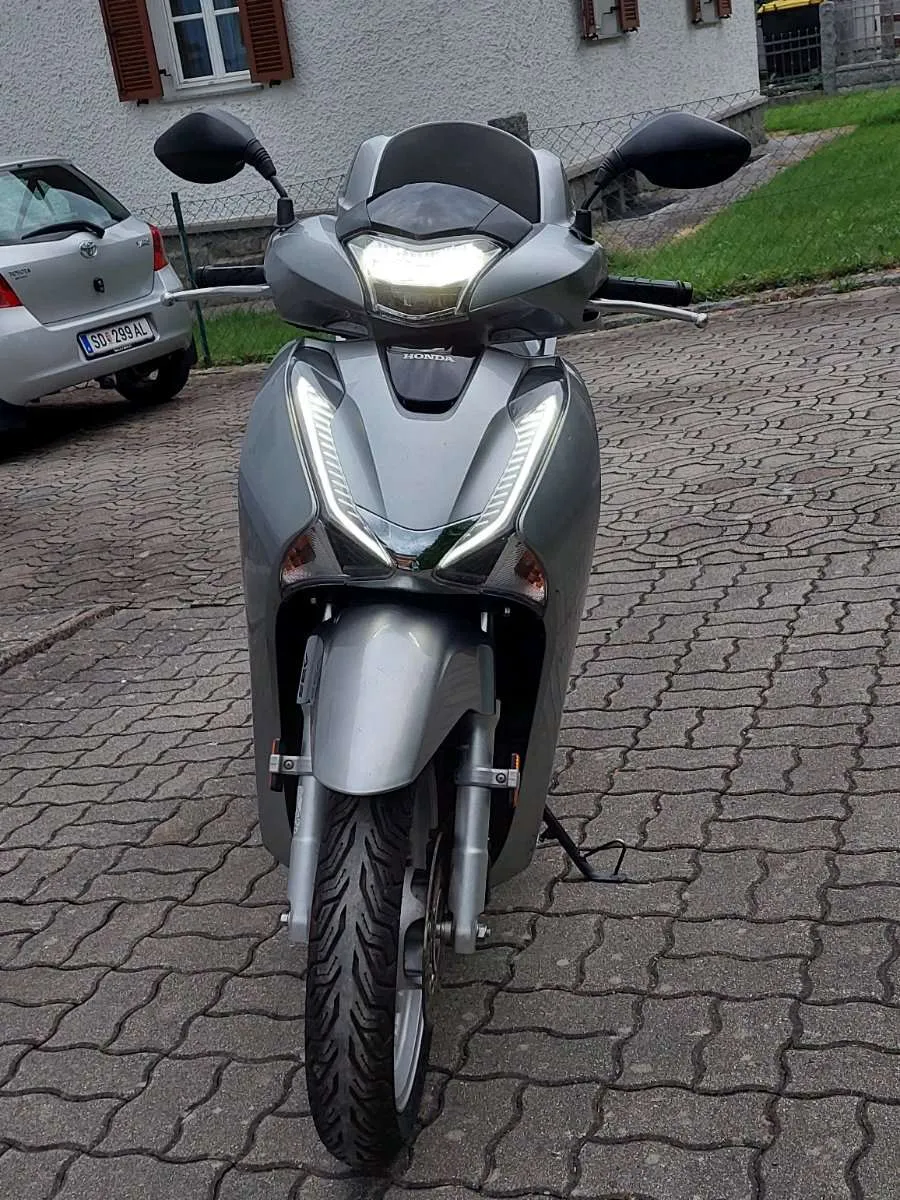 Honda SH