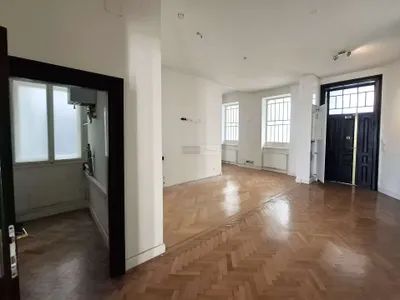 5-Zimmer-Gewerbeimmobilie mieten in Wien – 166 m², € 3.766 – Bild 11 von 13