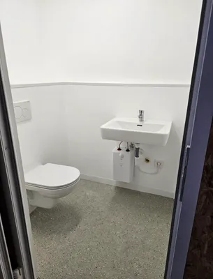 Gewerbeimmobilie mieten in Linz Land – 101 m², € 7 – Bild 3 von 3