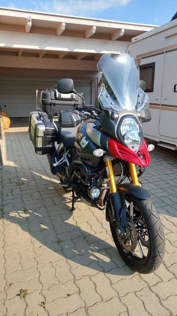 Suzuki V-Strom 1000 Tourer