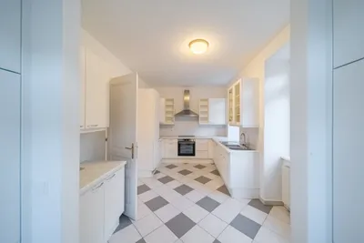 5-Zimmer-Wohnung mieten in Wien – 232,37 m², € 5.107 – Bild 14 von 35
